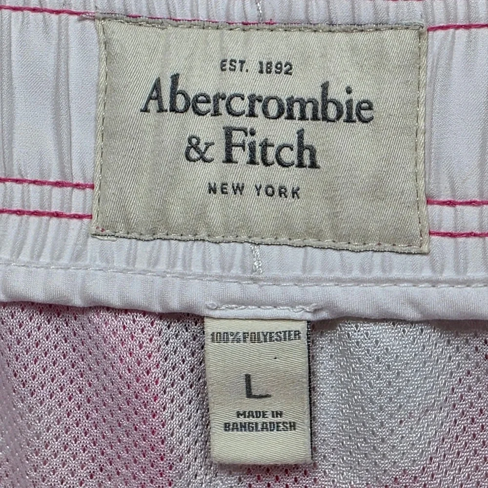 Y2K Abercrombie and Fitch Mens Hibiscus Floral Cargo Board Shorts Swim Trunks L